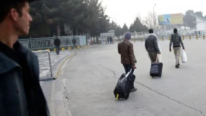 Migrációs Biztos: A Talibánnal muszáj tárgyalni!