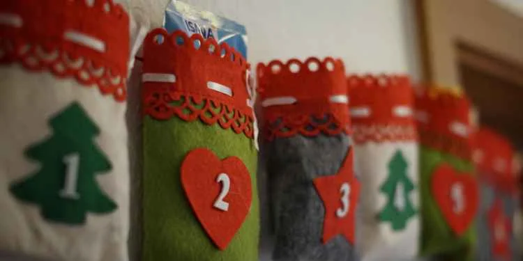 24 Napja a Szellemek: A Kísértő Adventi Naptár Trendje