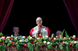 Békeimádság Assisiből: a Fény a Szent Péterhez érkezik