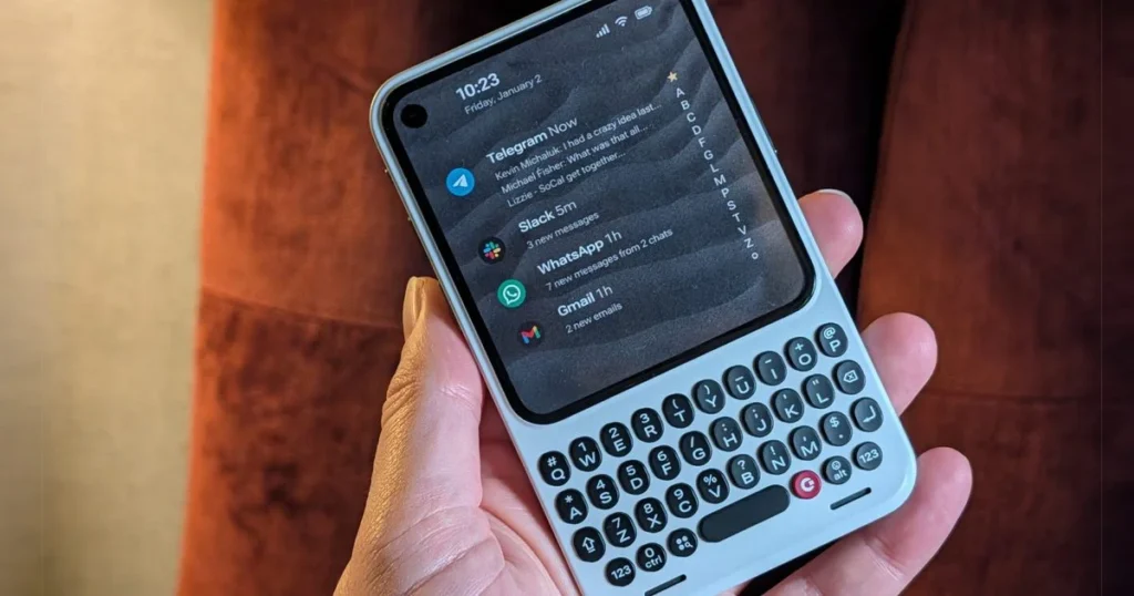 Megjött a randevú: érkezik a QWERTY Clicks Communicator telefon Megjött a randevú: érkezik a QWERTY Clicks Communicator telefon