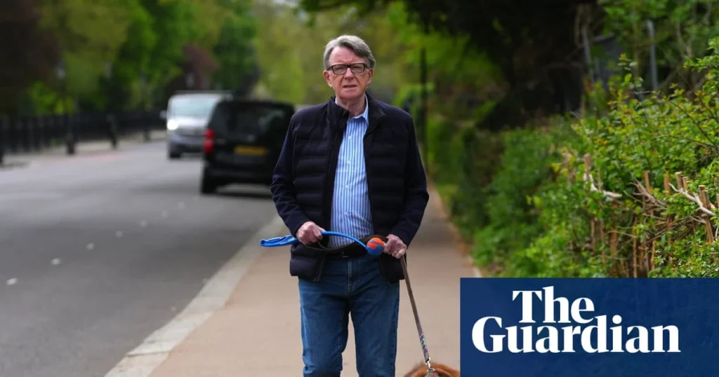 Miniszterek: adják át Mandelson dossziéit a hírszerzésnek?