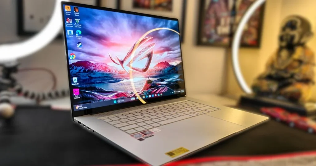 Asus Zenbook S16 OLED teszt: okosan kiegyensúlyozott, de óvatos Asus Zenbook S16 OLED teszt: okosan kiegyensúlyozott, de óvatos
