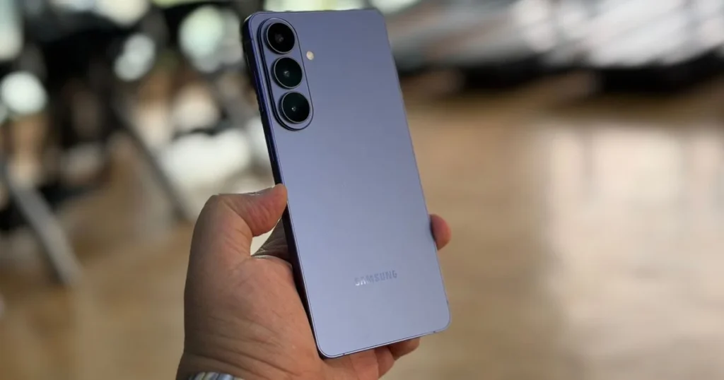 Samsung Galaxy S27: négy modell, új Pro változat jöhet
