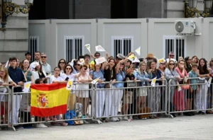 Fiatalok Madridben: Cedia 24 Horas és a pápa imaestjén