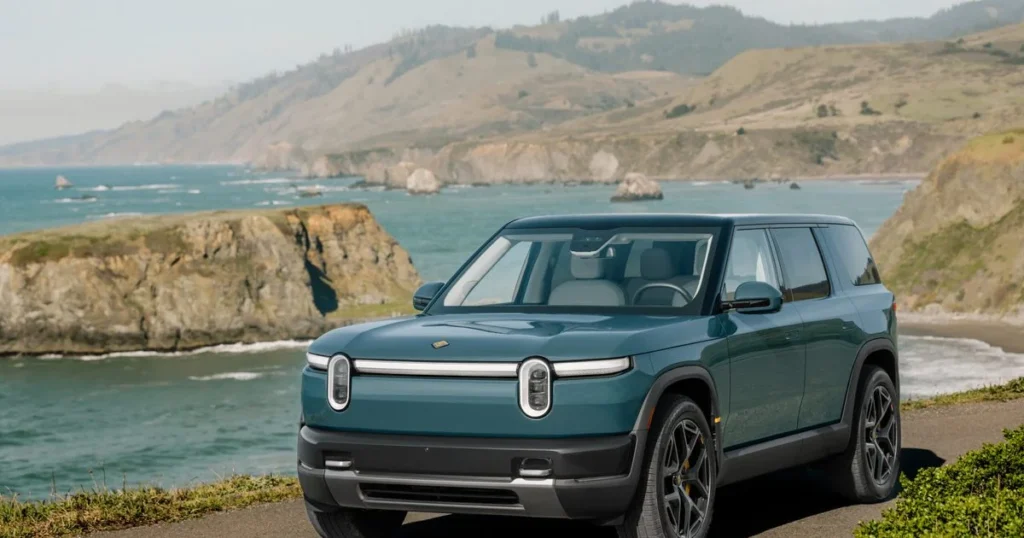 Beindult az Rivian R2: már szállítanak, de nem mindenkinek