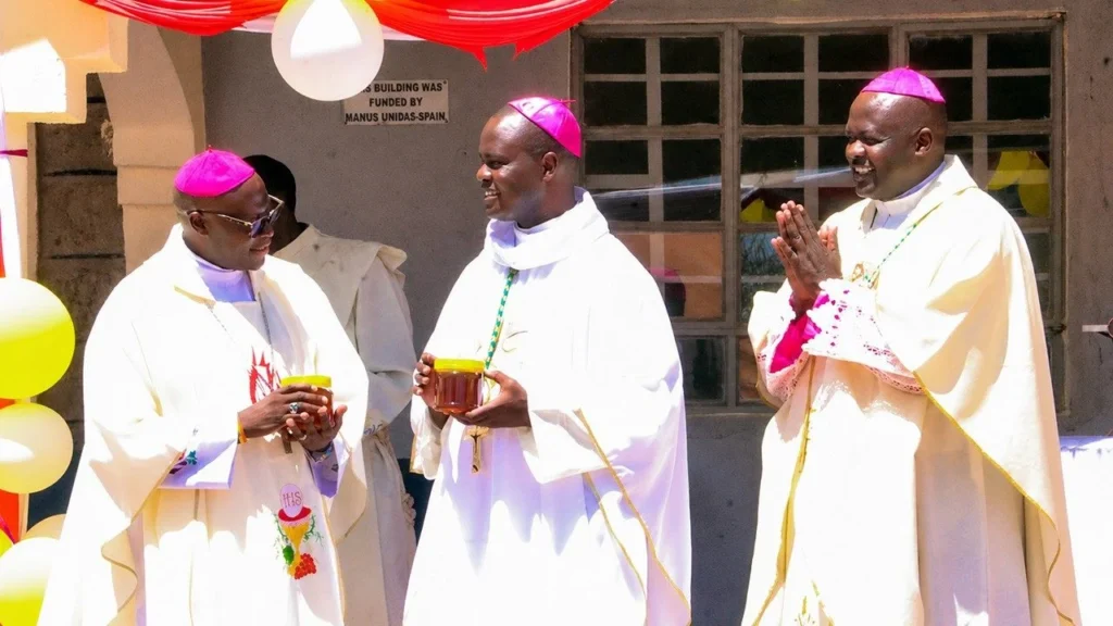 Kenya püspökei békét hirdetnek a Vatikán színe előtt