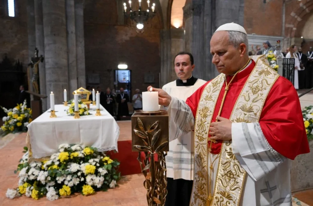 Páviában a Pápa: Szent Ágoston tanít a befelé fordulásra