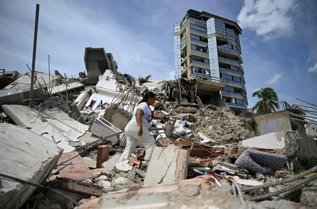 Caritas Venezuela elnök: elsőként a sérültek ellátása, a túlélők keresés