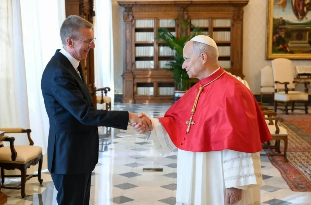 XIV. Leó pápa és a lett elnök az ukrajnai háborúról tárgyaltak XIV. Leó pápa és a lett elnök az ukrajnai háborúról tárgyaltak