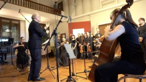 Mozart hegedűje ismét a pápa kezében szólalt meg a Vatikánban
