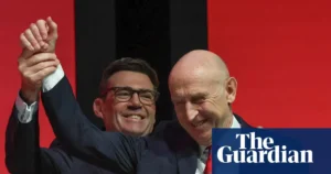 Andy Burnham kormánya a „próbálkozunk” üzenetére épít