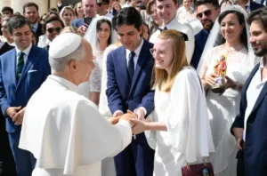 YOUCAT: Love Forever – Útmutató a tartós szeretethez