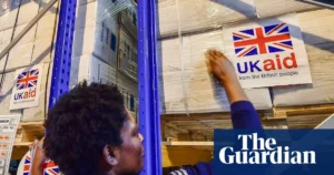 Brit segélykeret-csökkentés: 9 milliárdról 1 milliárd fontra vágnák