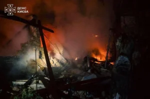 Orosz–ukrán háború: 190 drón és rakéta, halálos támadások